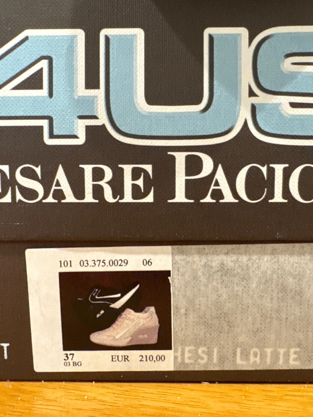 Cesare  Paciotti Wedge Crème Ladies size 37 fashion sneakers